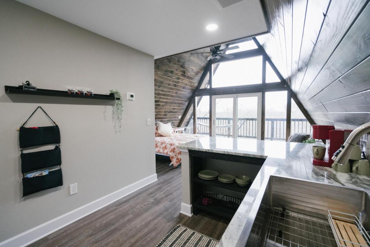 The Maverick: A-Frame W/ Hammock And Tree Top View New Braunfels Exterior photo