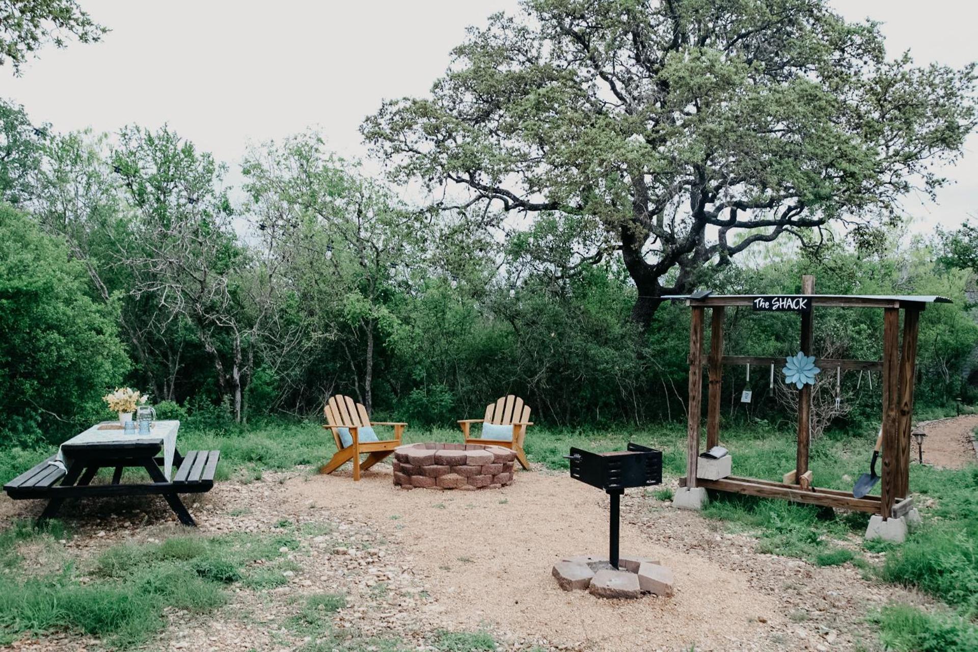 The Maverick: A-Frame W/ Hammock And Tree Top View New Braunfels Exterior photo